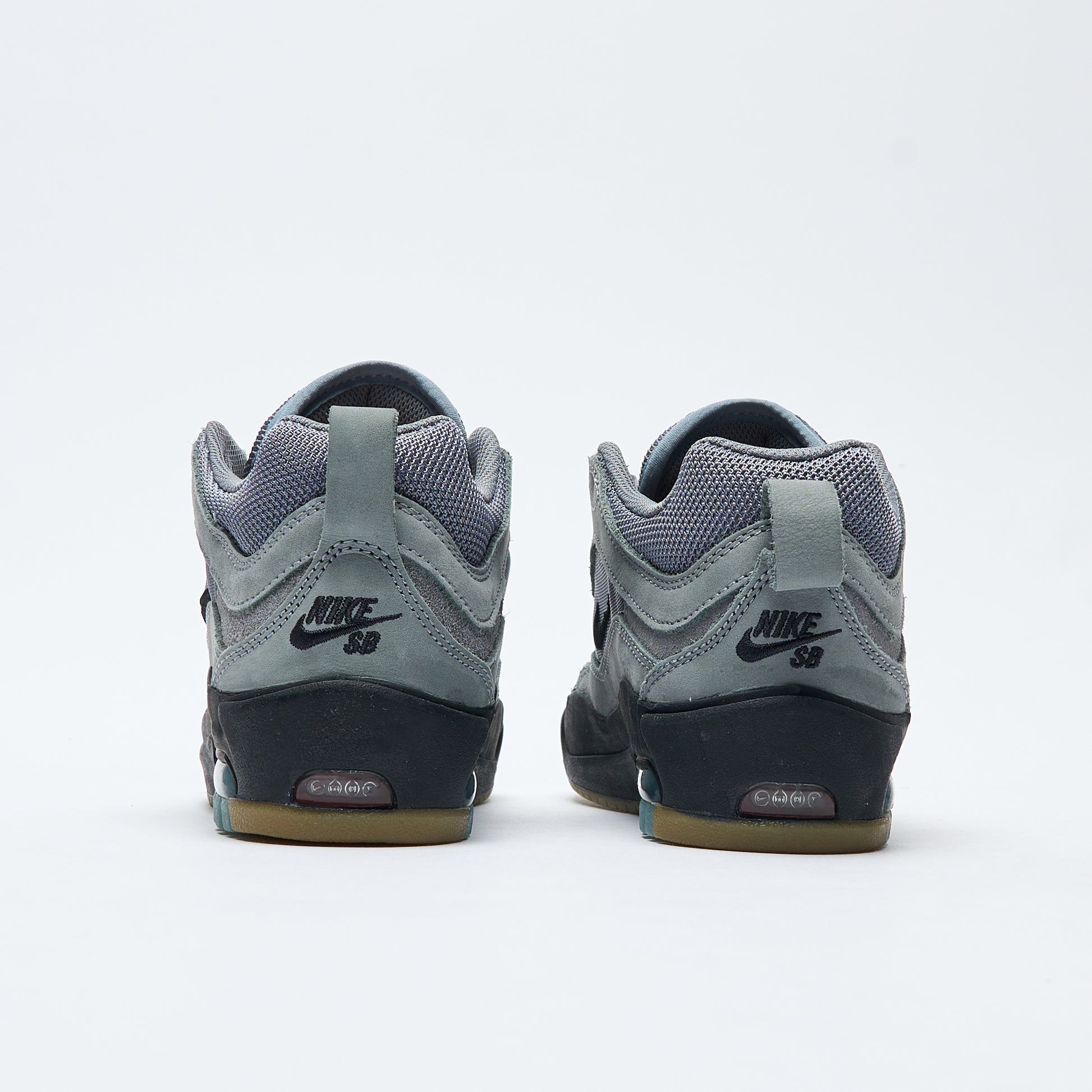 NIke SB - Air Max Ishod ISO (Cool Grey/Black-Cool Grey-Dark Grey)
