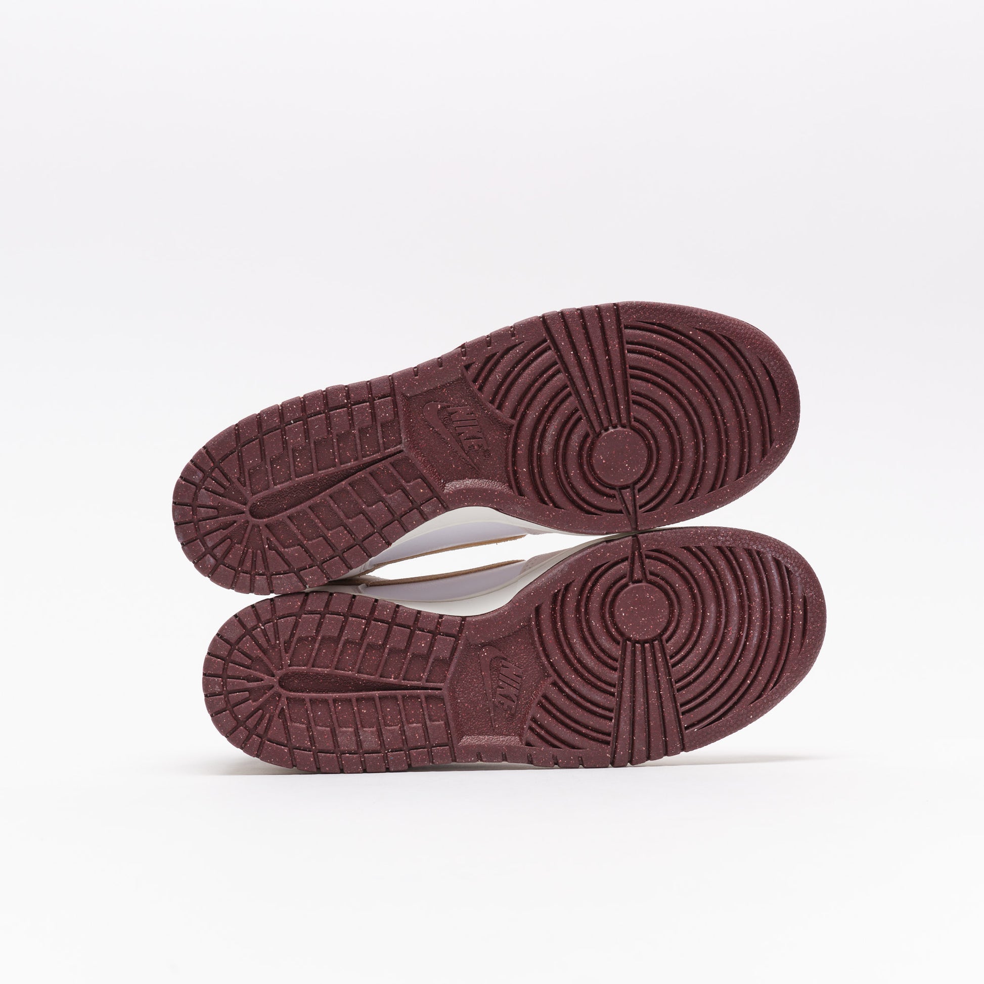 Nike SB Dunk High Pro QS "Beyond" IU4491-100