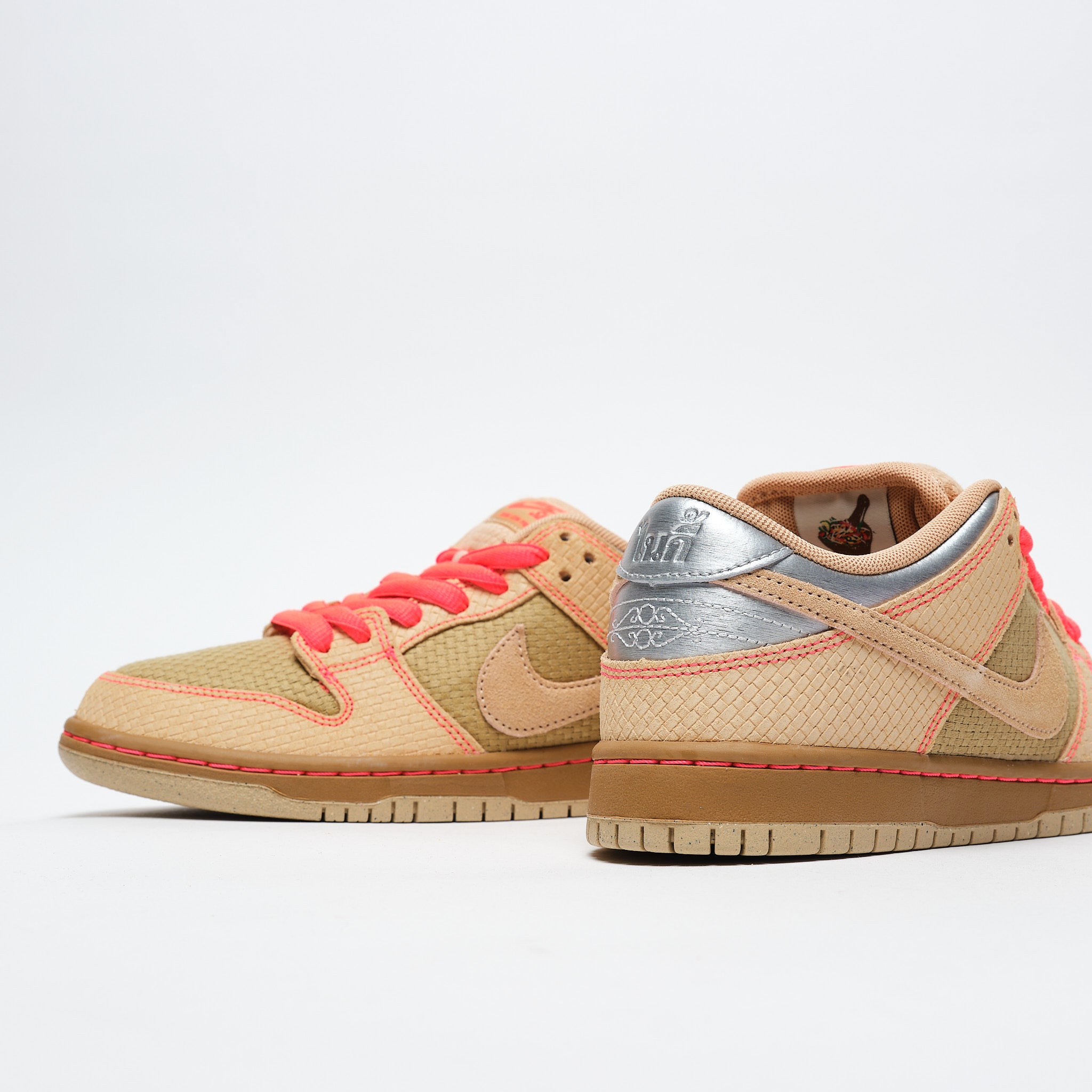 Nike SB - Dunk Low Pro (Canvas/vachetta Tan-parachute Beige) 