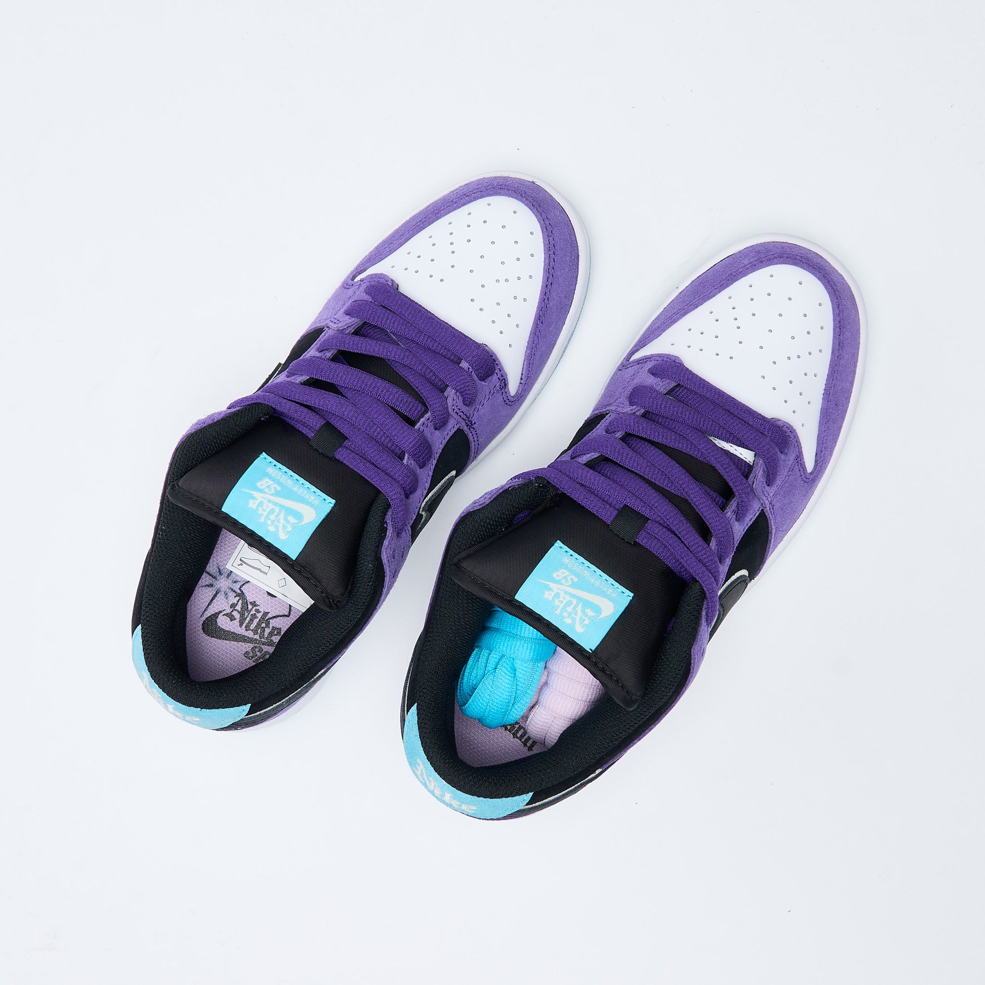 Nike SB - Dunk Low Pro "Hayley Wilson" QS (Court Purple/Black-White)