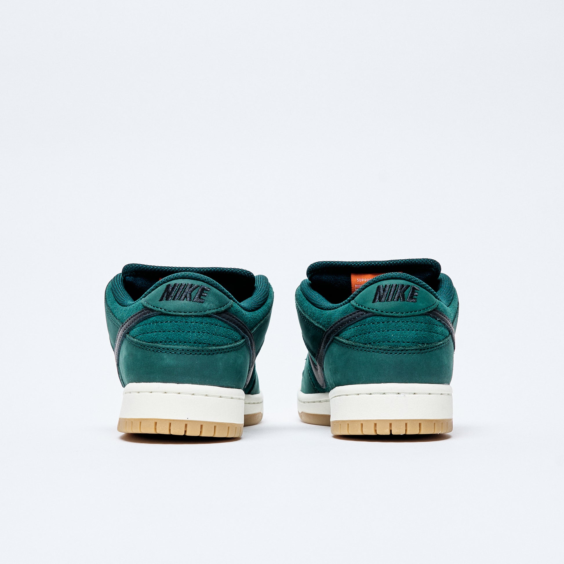 Nike SB - Dunk Low Pro (Deep Fir/Black-Fir-Sail)
