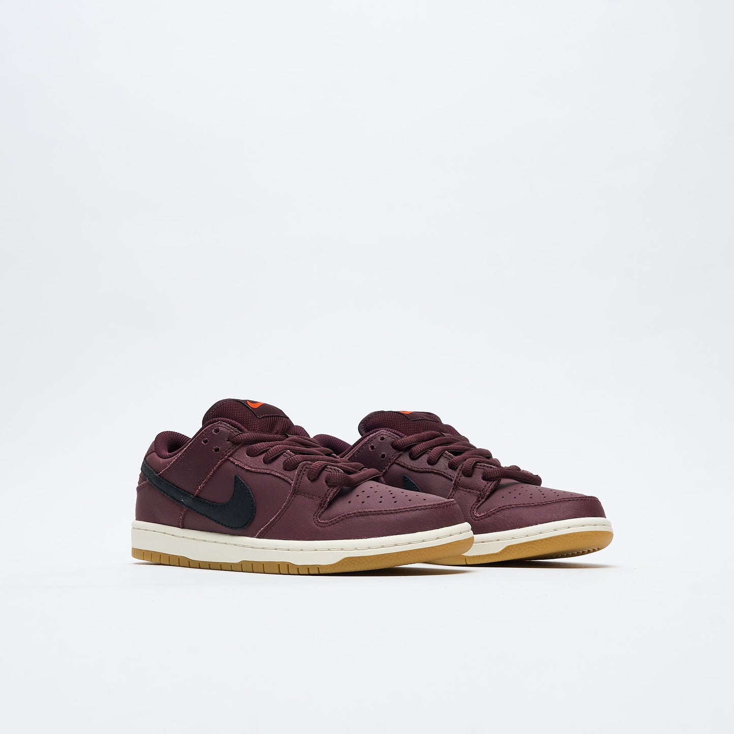 Nike SB - Dunk Low Pro ISO "Burgundy Crush"