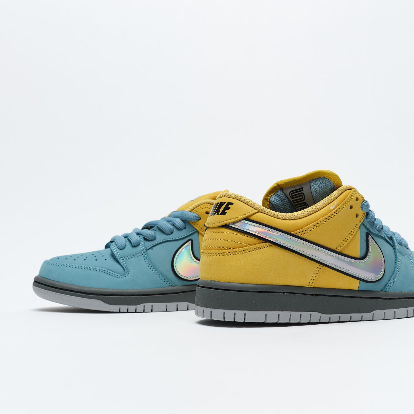 Nike SB - Dunk Low Pro "Muni Pass" (Lightening/Wolf Grey-Denim Turq)