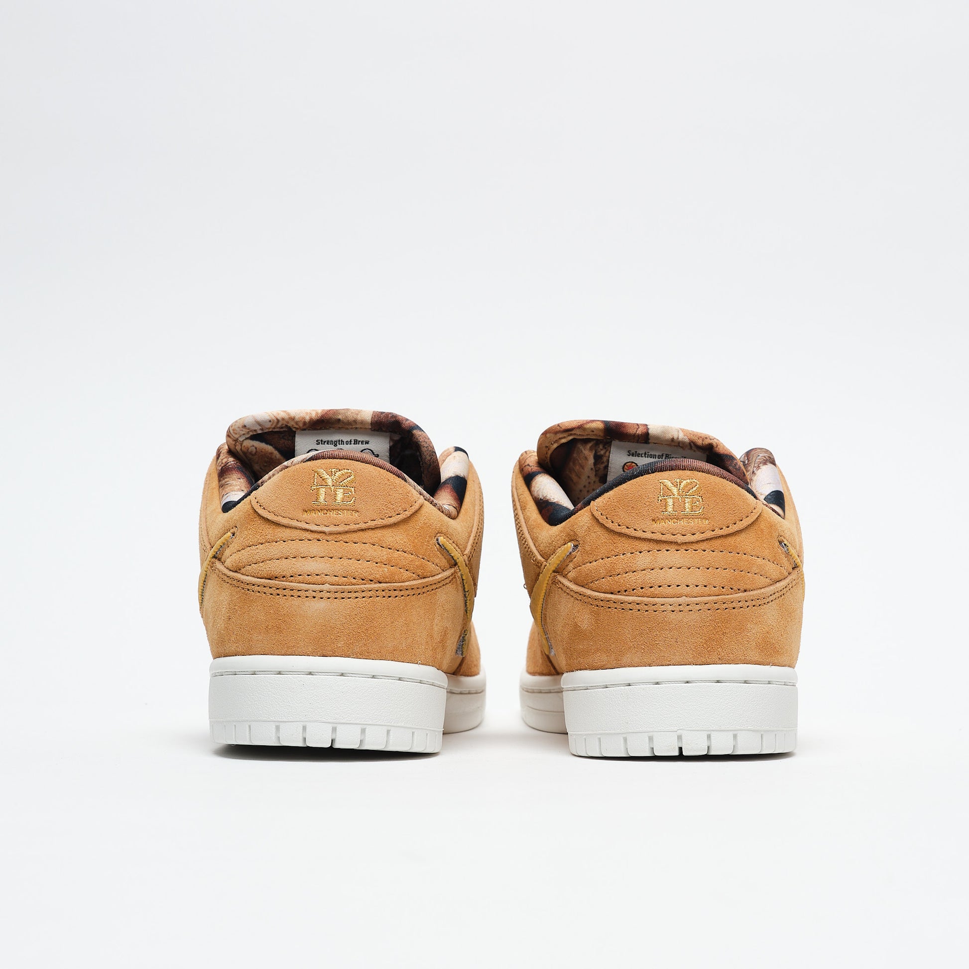 Nike SB - Dunk Low Pro QS Note Skateshop "Brew and Biscuits"