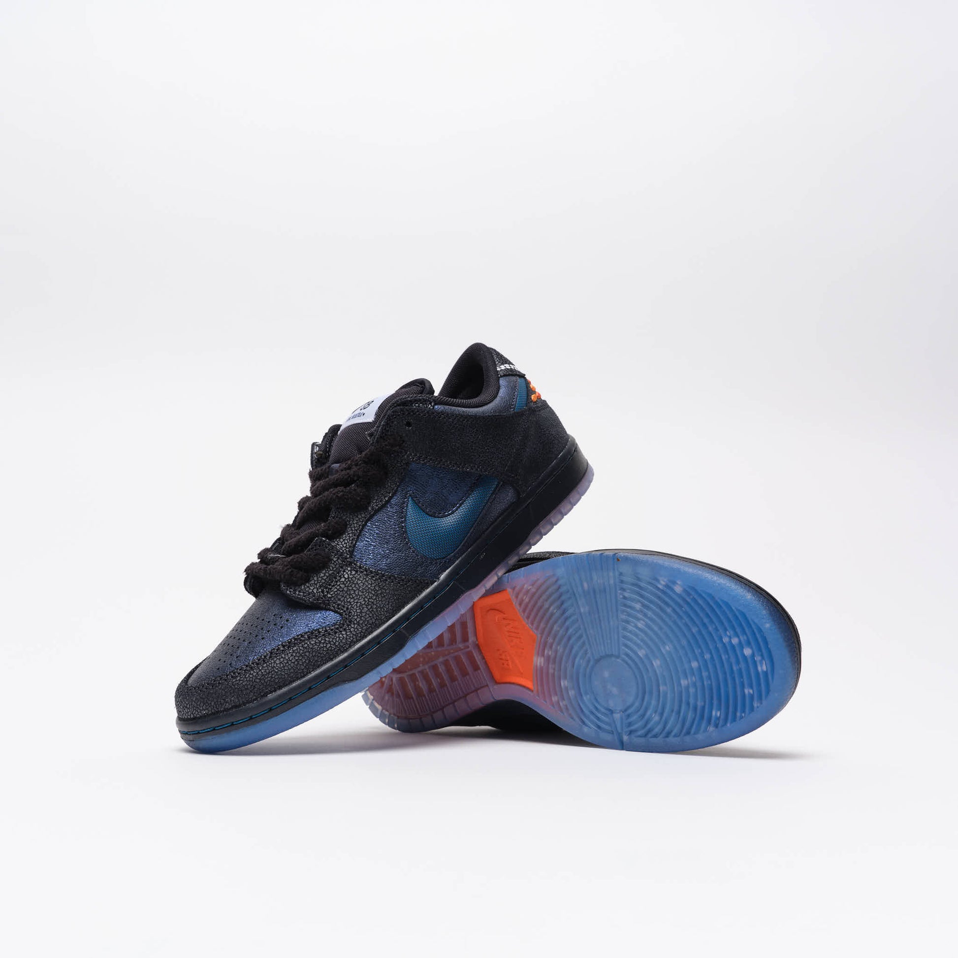 Nike SB - Dunk Low Pro QS x Bluetile (Pitch Blue/Black)