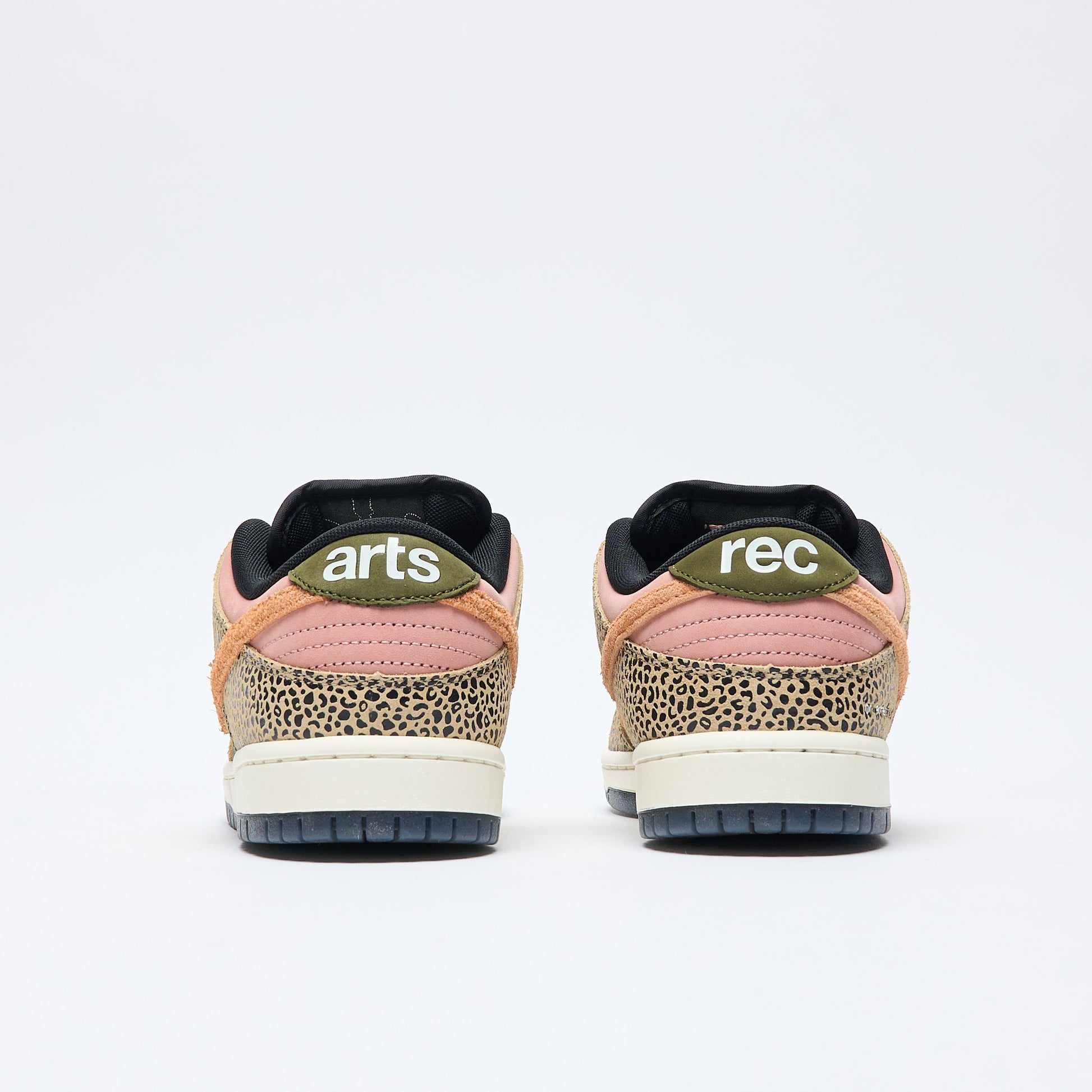 Arts & Rec x Nike SB - Dunk Low Pro QS  (Khaki/Amber Brown-Rough Green-Rust Pink)