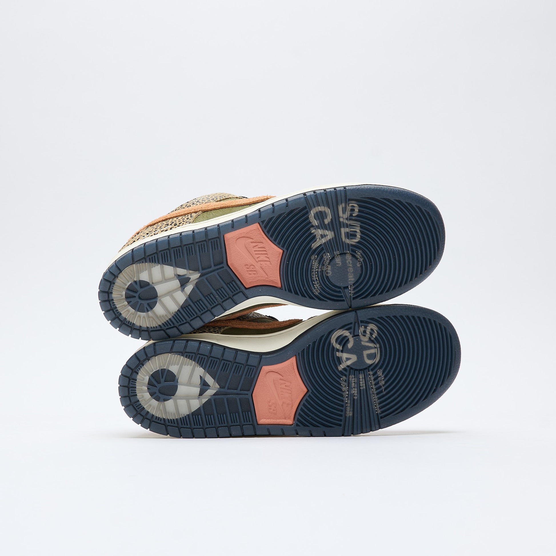 Arts & Rec x Nike SB - Dunk Low Pro QS  (Khaki/Amber Brown-Rough Green-Rust Pink)