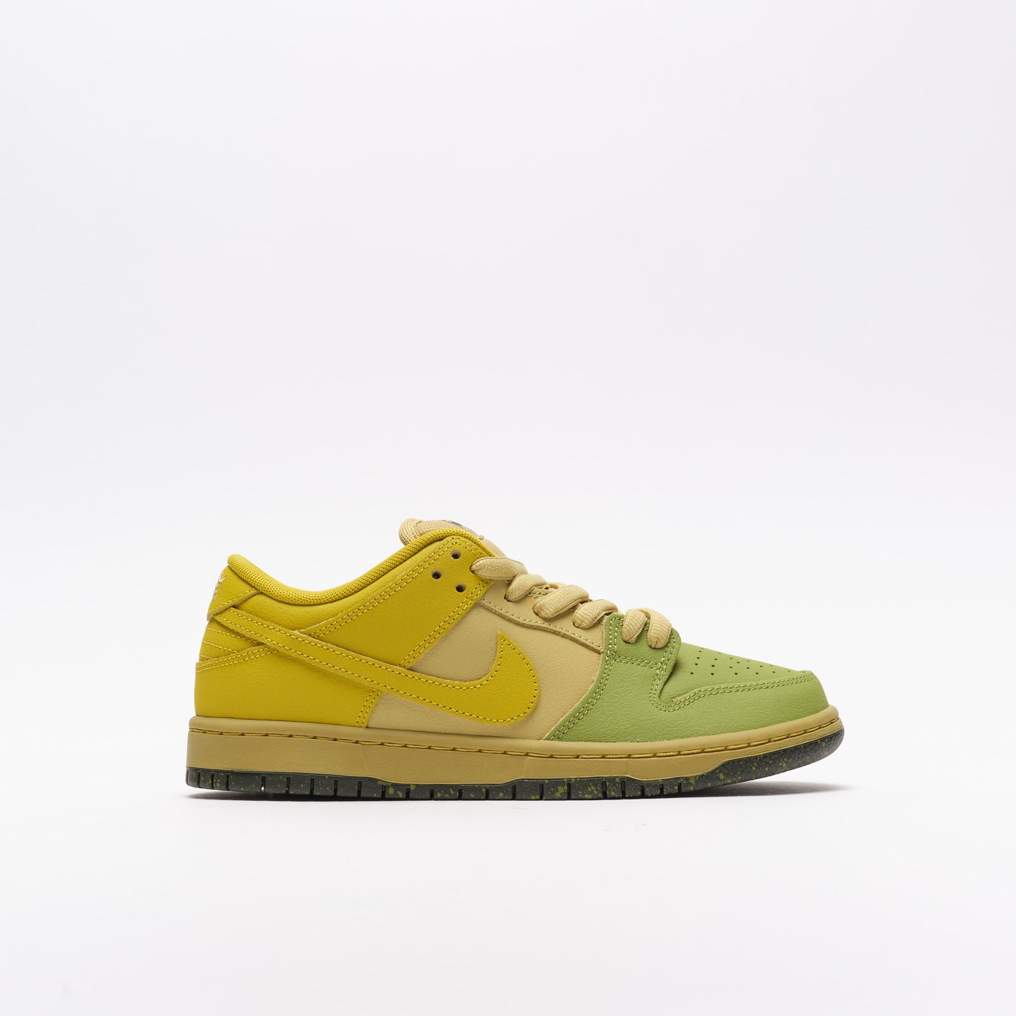 NIKE SB Dunk Low "Hatch Chile" (Saffron Quartz)