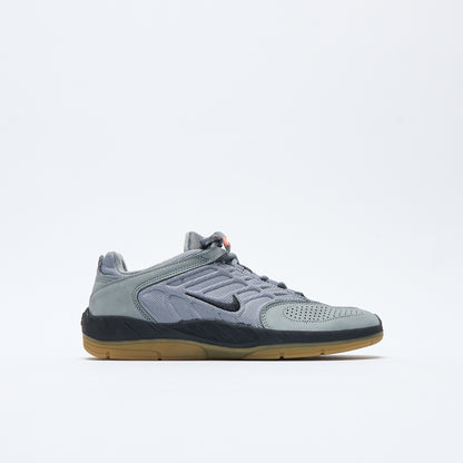 NIke SB - Vertebrae ISO (Cool Grey/Black-Cool Grey-Dark Grey) 