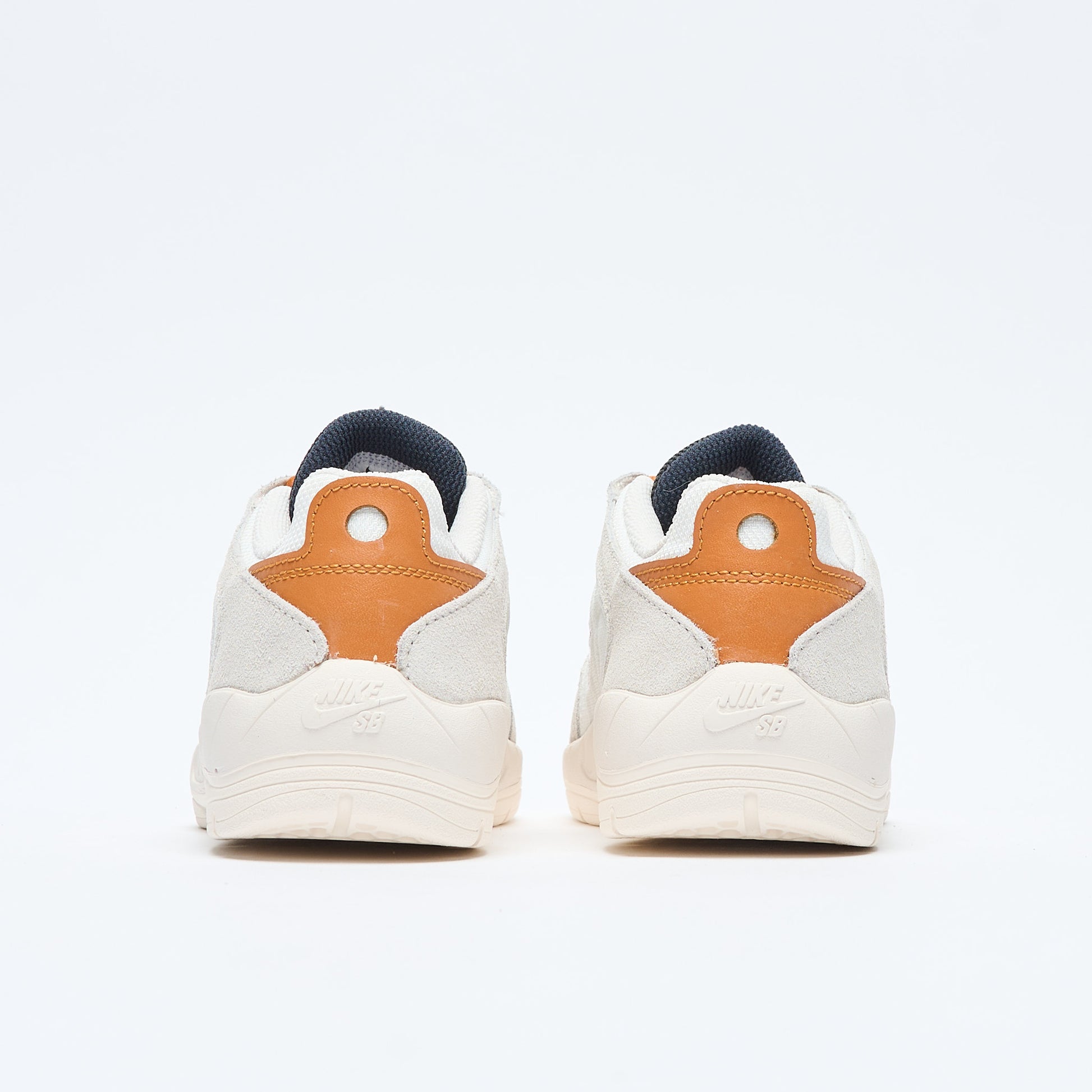 Nike SB - Vertebrae (Summit White/Monarch-Phantom)