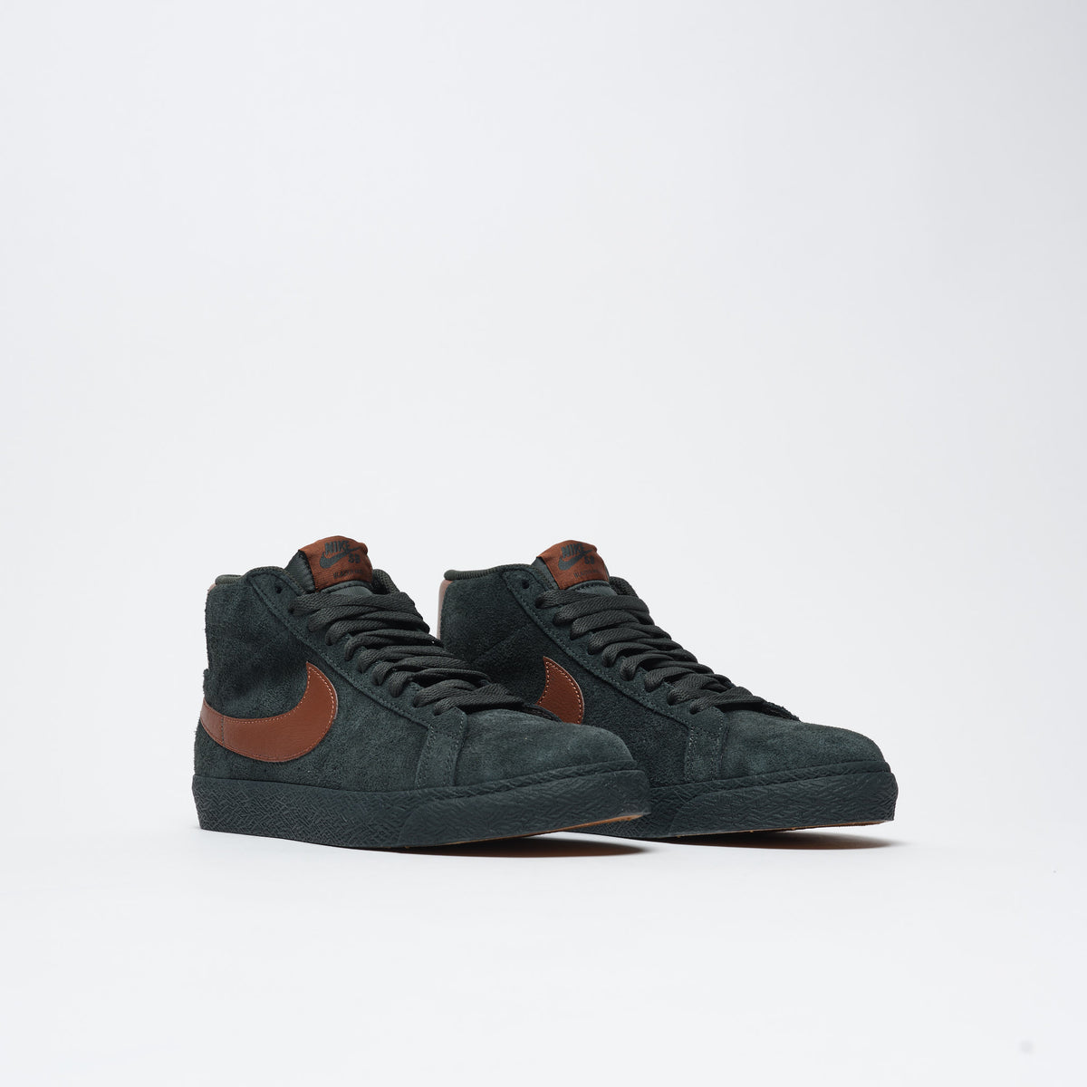 Nike Sb Zoom Blazer Mid Black Spruce Corduroy Brown