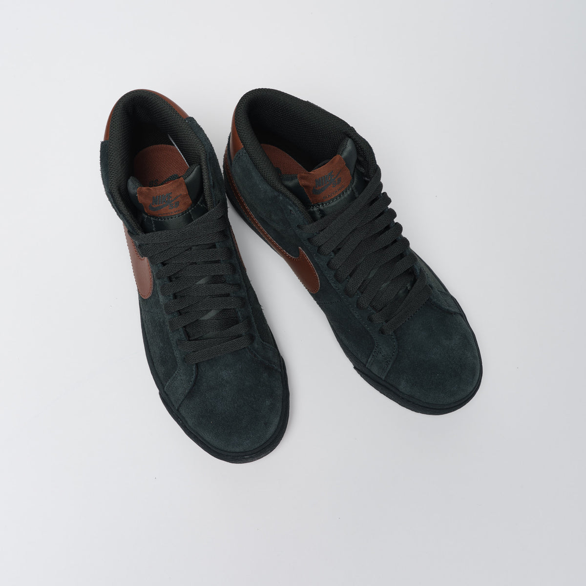 Nike Sb Zoom Blazer Mid Black Spruce Corduroy Brown