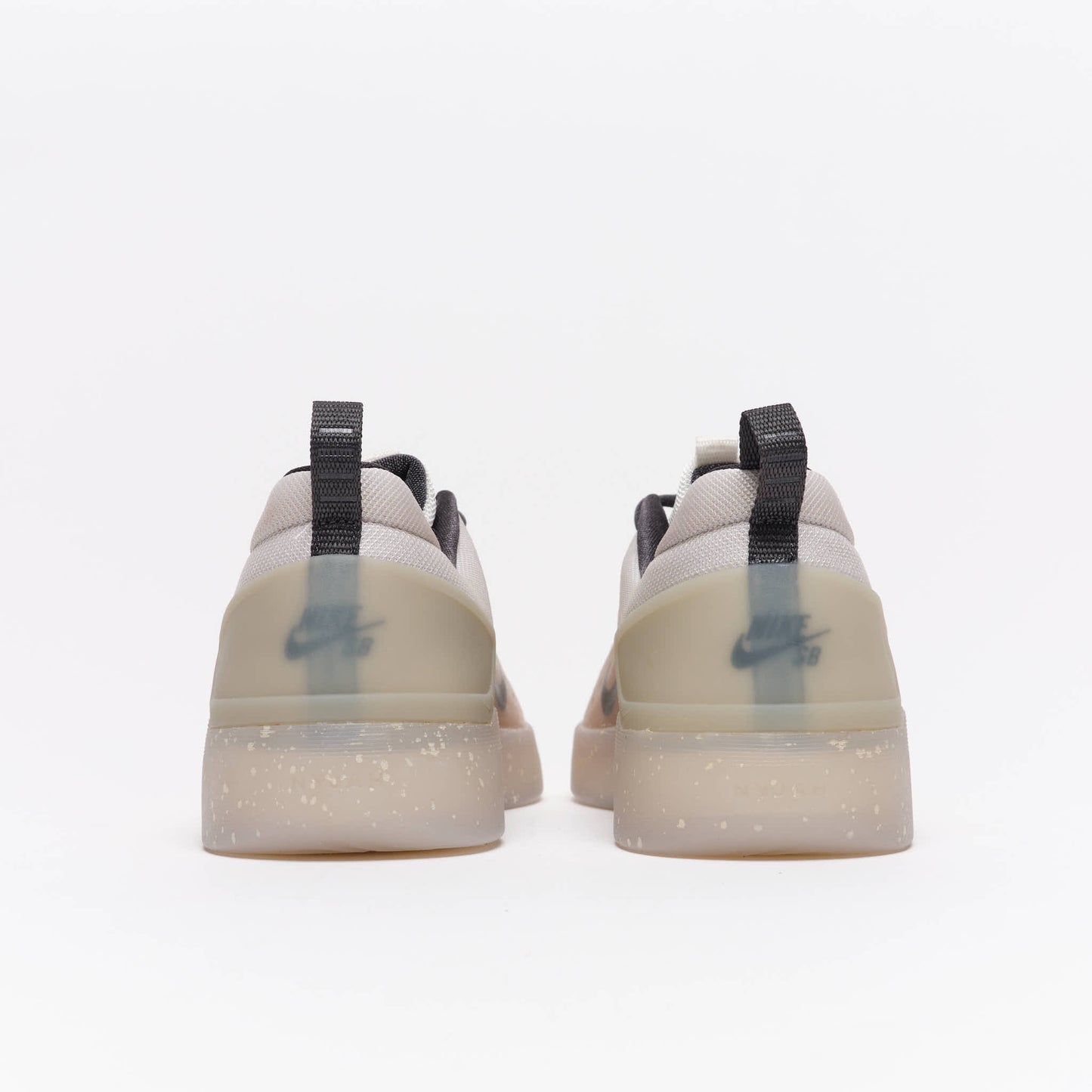 Nike SB Zoom Nyjah 4 Desert Khaki FQ1273-200