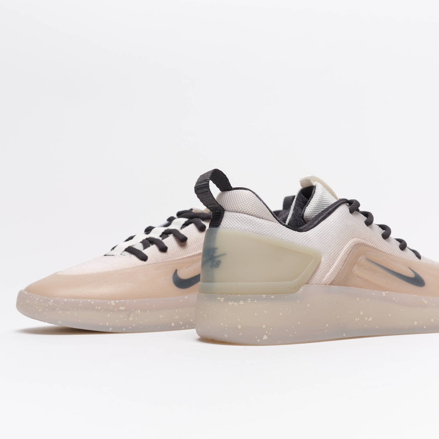 Nike SB Zoom Nyjah 4 Desert Khaki FQ1273-200