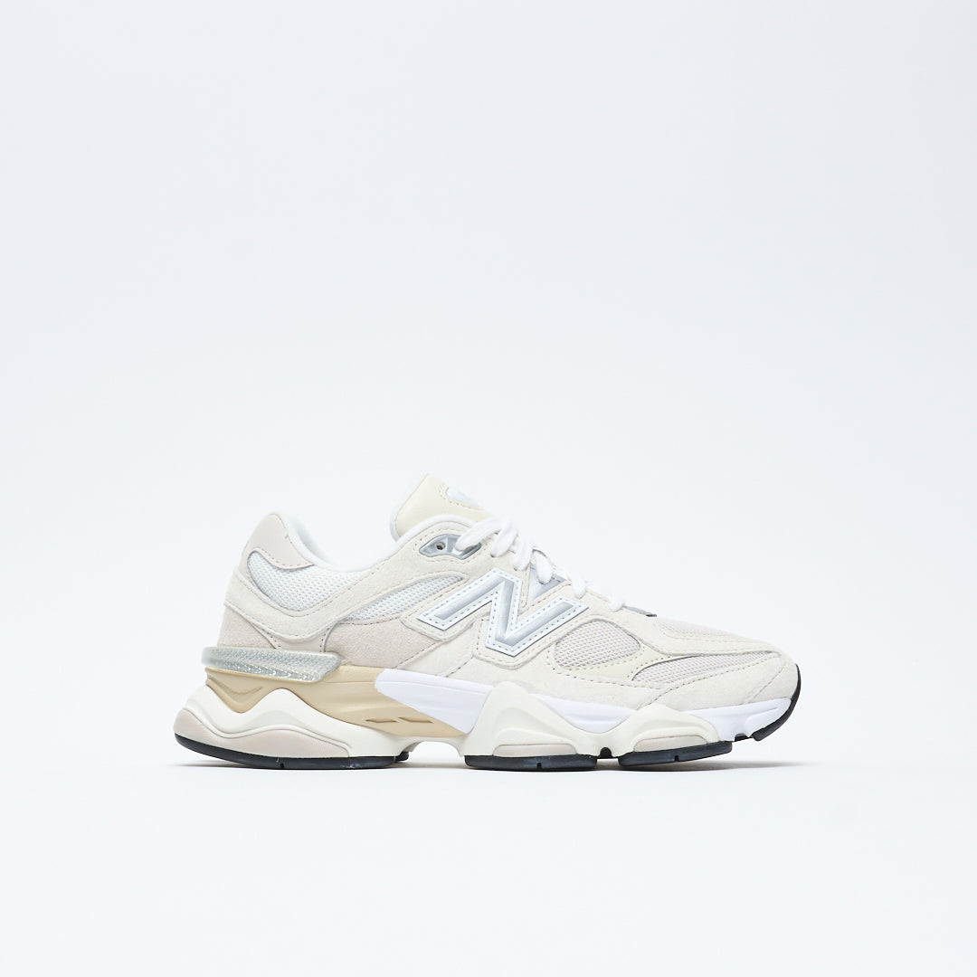 New Balance - U 9060 WHT (Sea Salt/Moonbeam)