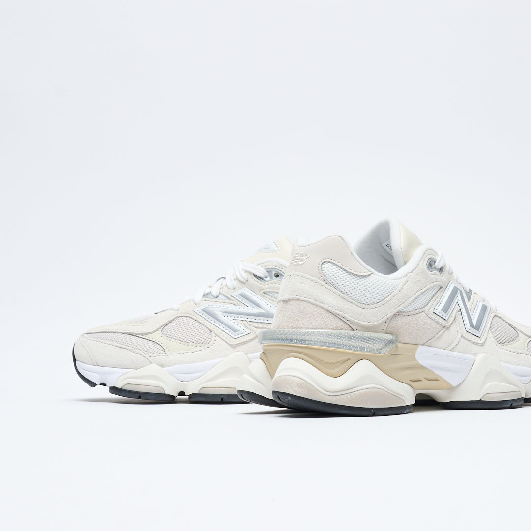 New Balance - U 9060 WHT (Sea Salt/Moonbeam)