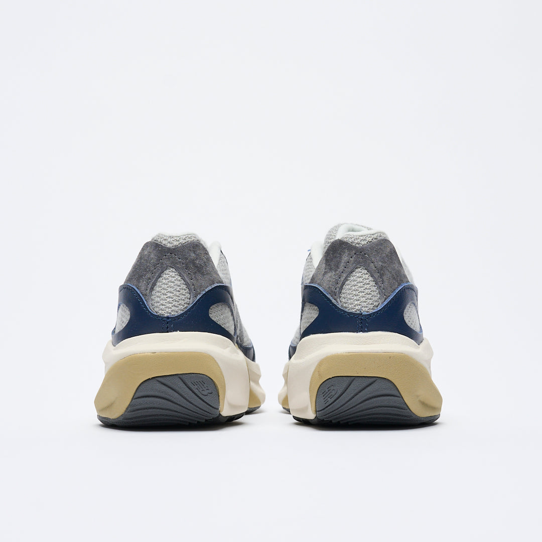 New Balance - U Warped Runner (NB Navy)