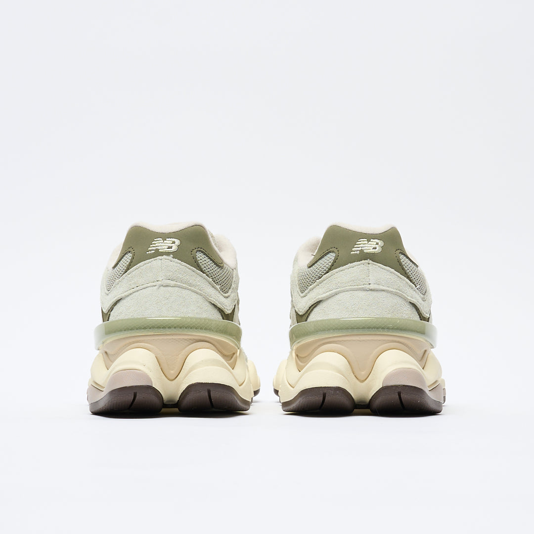 New Balance - Unisexe 9060 EEC (Olivine/Lichen Green)