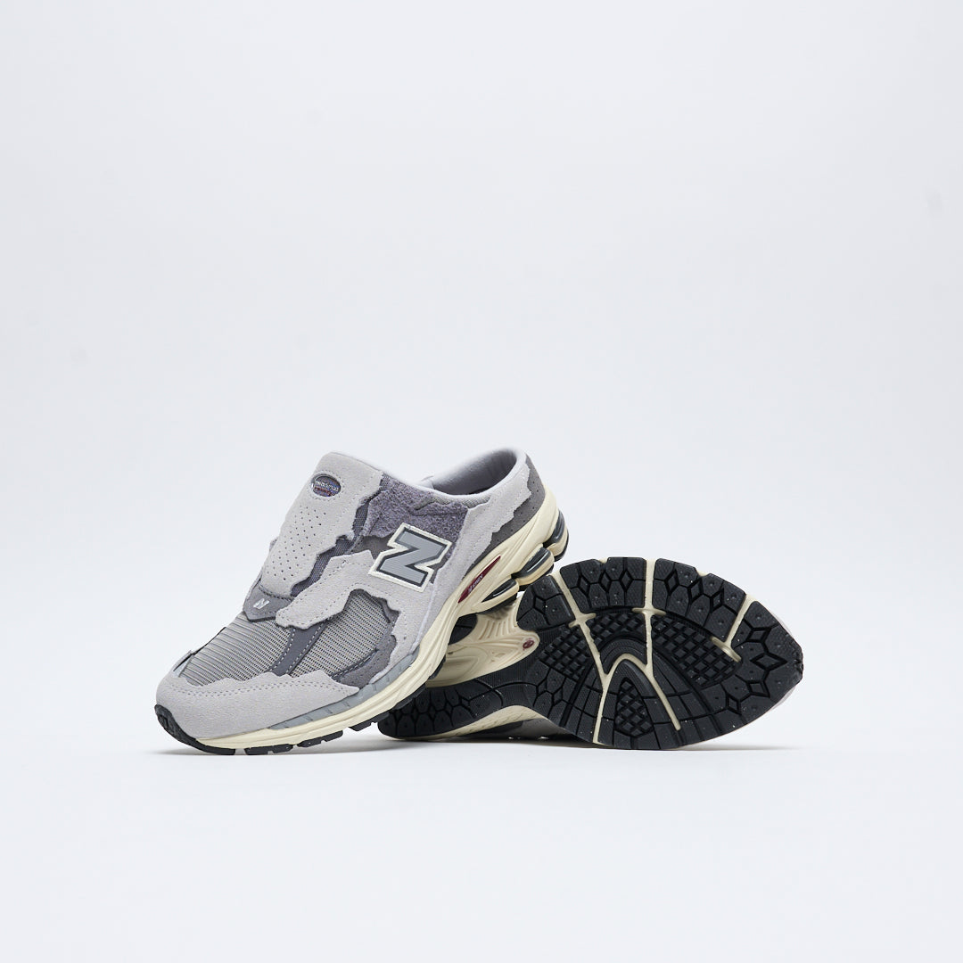 New Balance - M 2002 NA Mule "Protection Pack" (Rain Cloud)