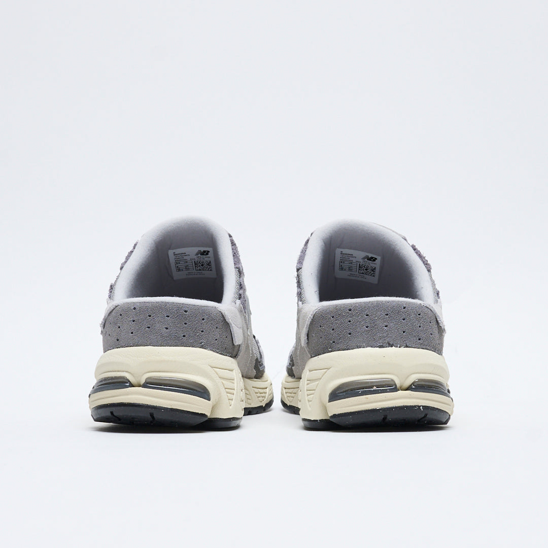New Balance - M 2002 NA Mule "Protection Pack" (Rain Cloud)