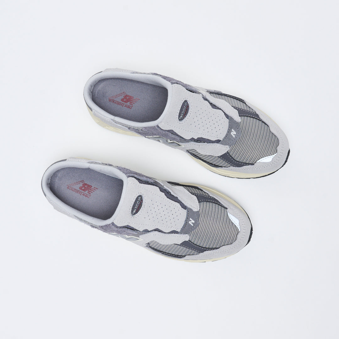 New Balance - M 2002 NA Mule "Protection Pack" (Rain Cloud)