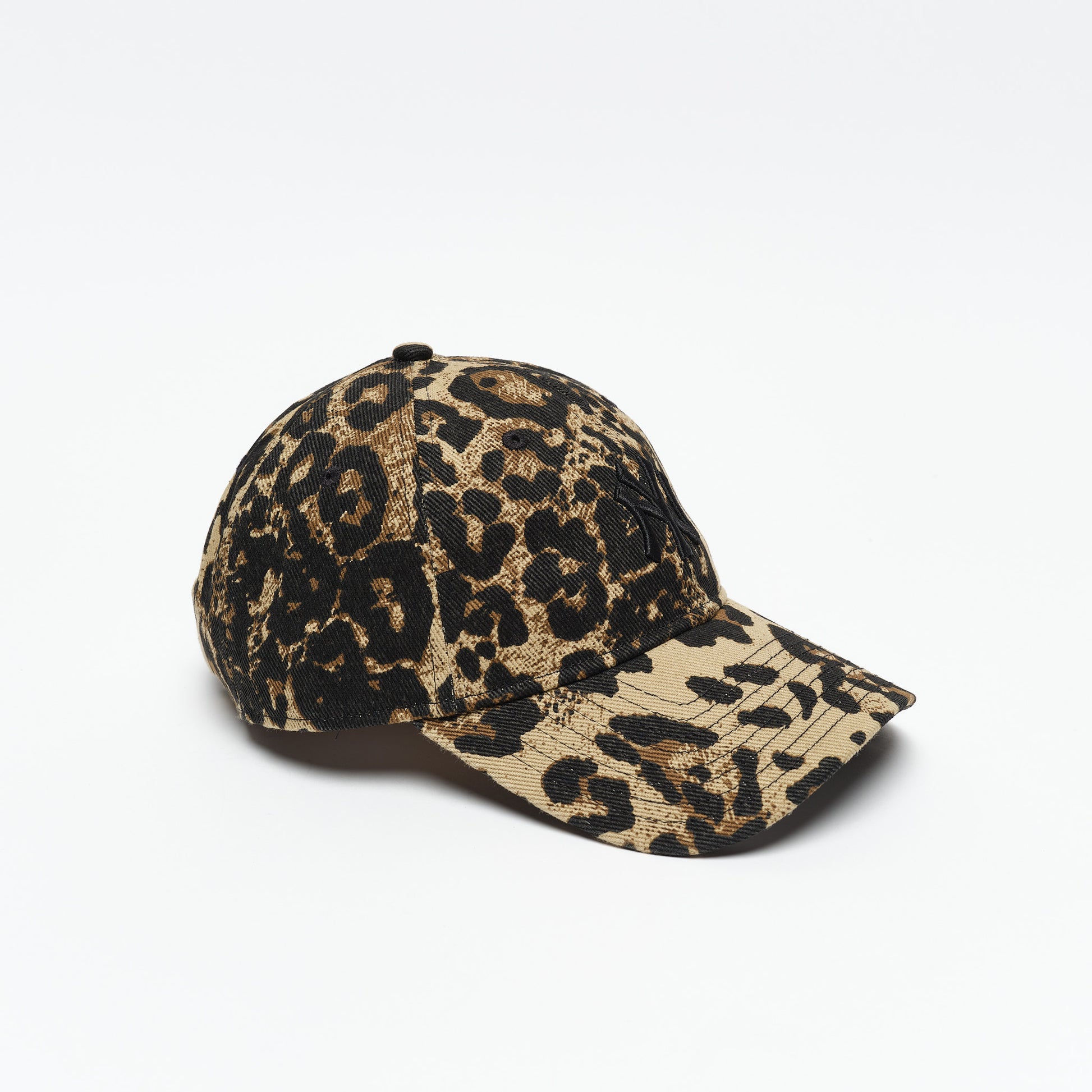 New Era Cap - Womens Leopard 9Twenty Cap NY Yankees