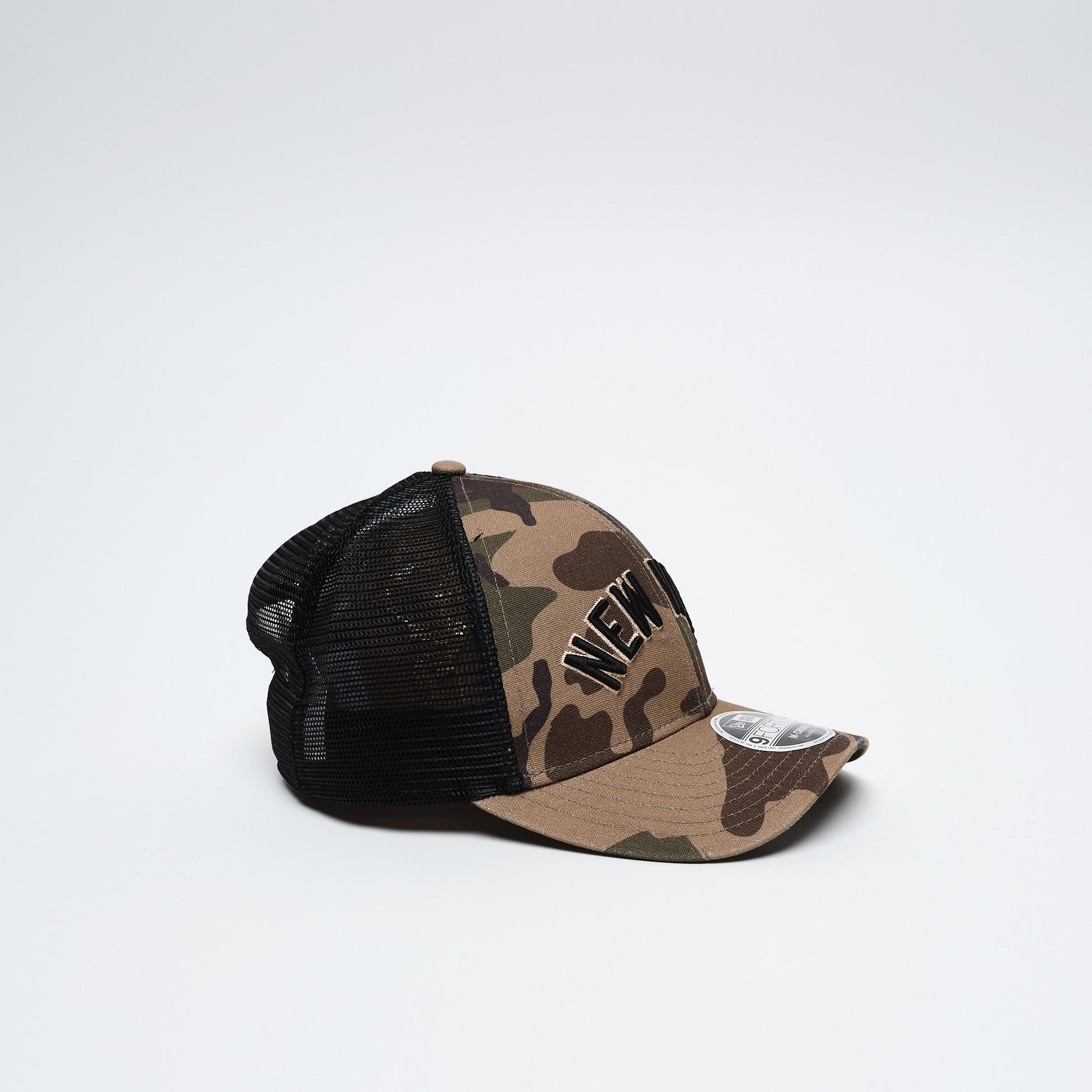 New Era Cap - Woodmark Camo 9Forty Trucker Cap NY Yankees