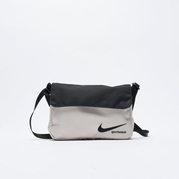 Nike - Futura Cross Body Bag (Black/Lt Orewood Brn/Black)