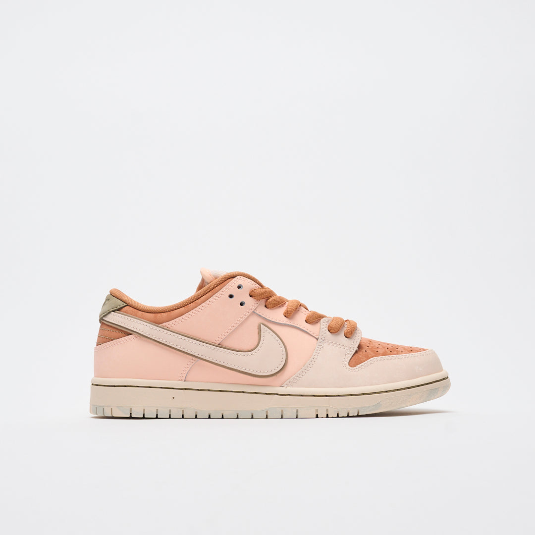 Nike SB - Dunk Low Premium "Trocadero Gardens" (Amber Brown/Guava ice)