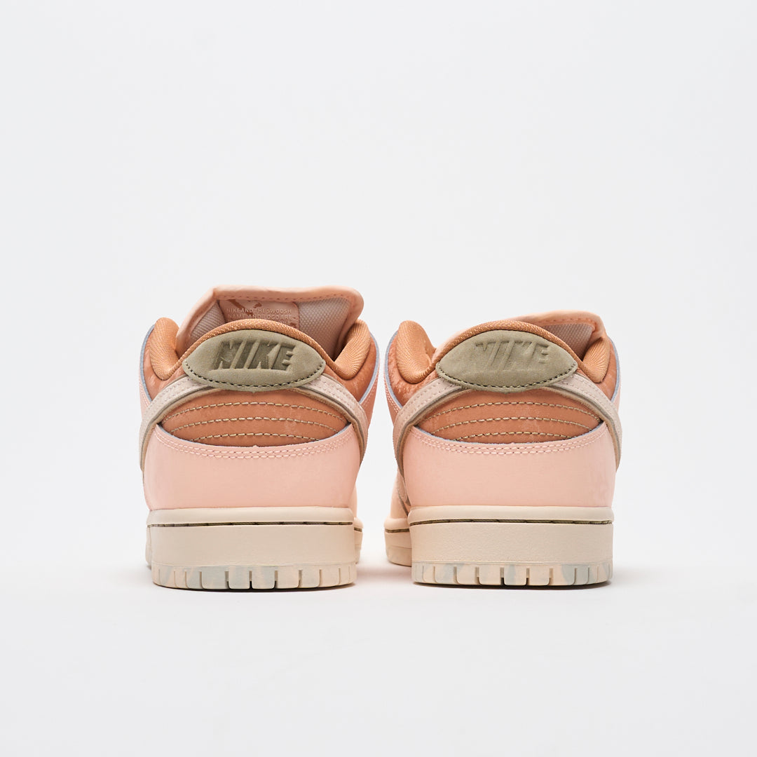 Nike SB - Dunk Low Premium "Trocadero Gardens" (Amber Brown/Guava ice)