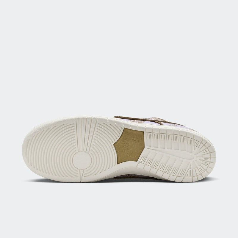Nike SB - Dunk Low Pro Premium (Football Grey) Pastoral Print "City of Love"