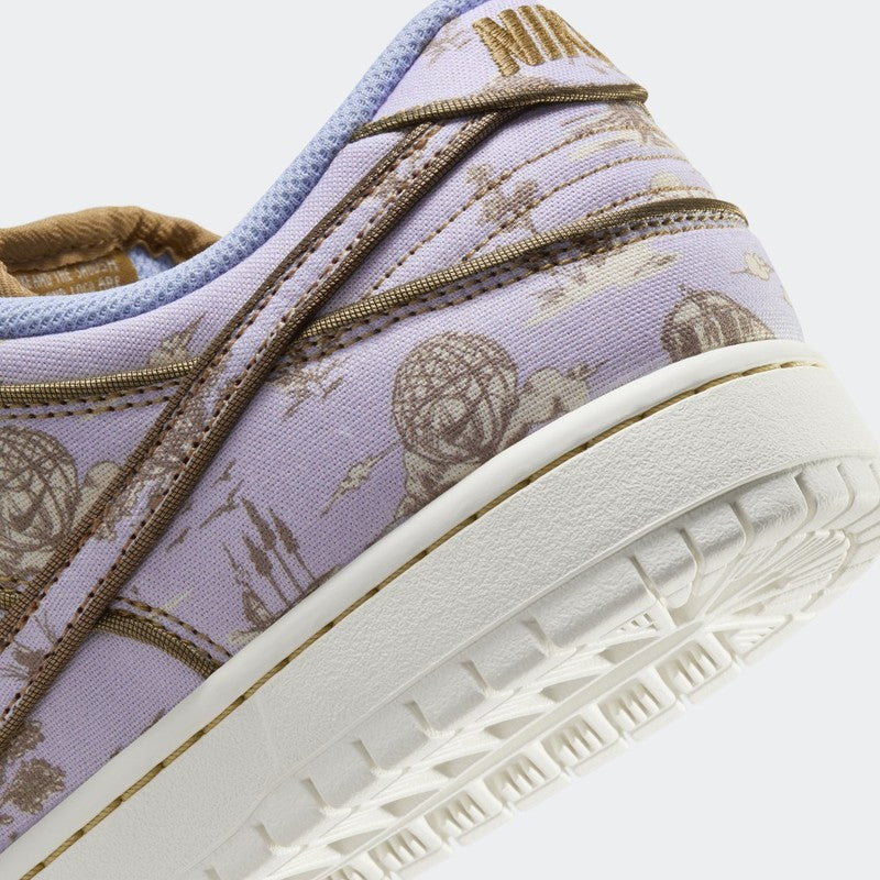 Nike SB - Dunk Low Pro Premium (Football Grey) Pastoral Print "City of Love"