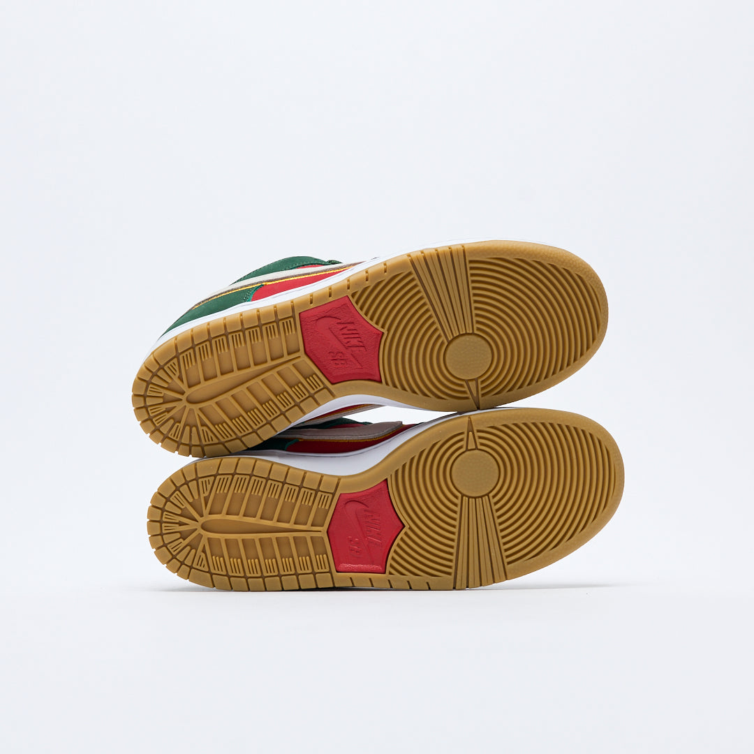 Nike store nike sb dunk low university gold sale