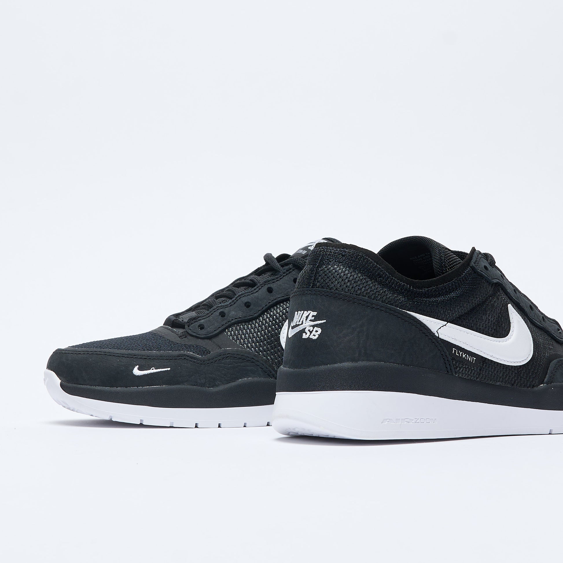 Nike SB - PS8 (Black/White)