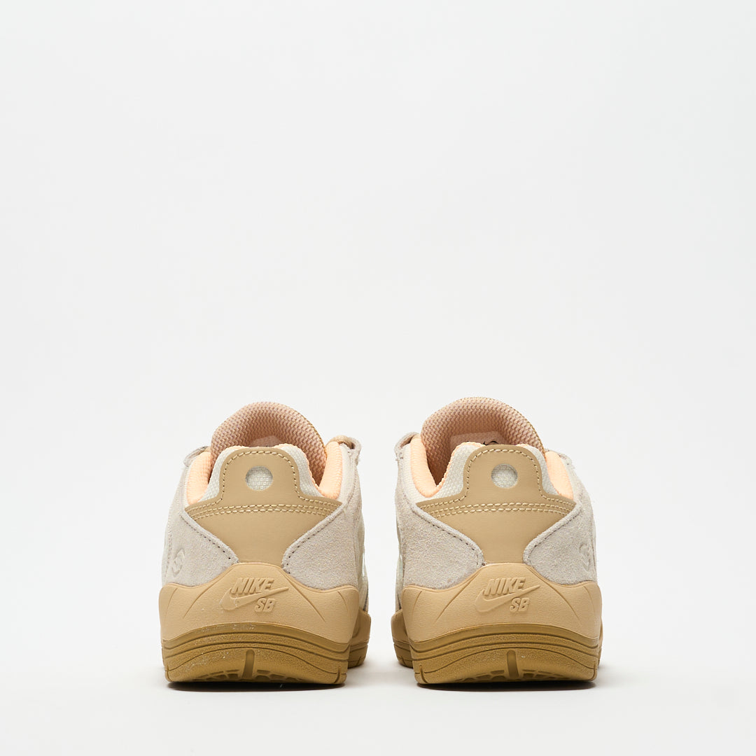 Nike SB - Vertebrae (Coconut Milk/Jade Ice-Sesame-Flt Gold)