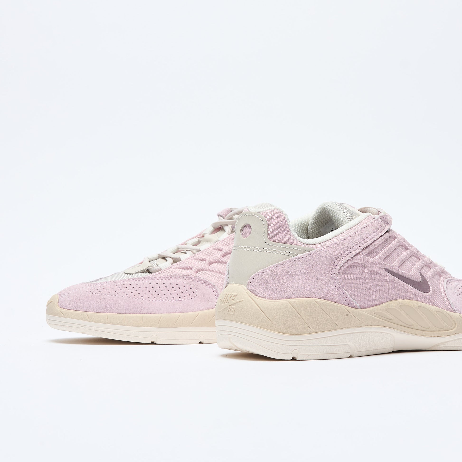 Nike SB - Vertebrae (Pink Foam/Light Orewood Brown/Sail/Taupe Grey)