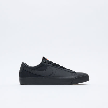 Nike SB - Zoom Blazer Low GT ISO "Orange Label" (Black/Black-Black)