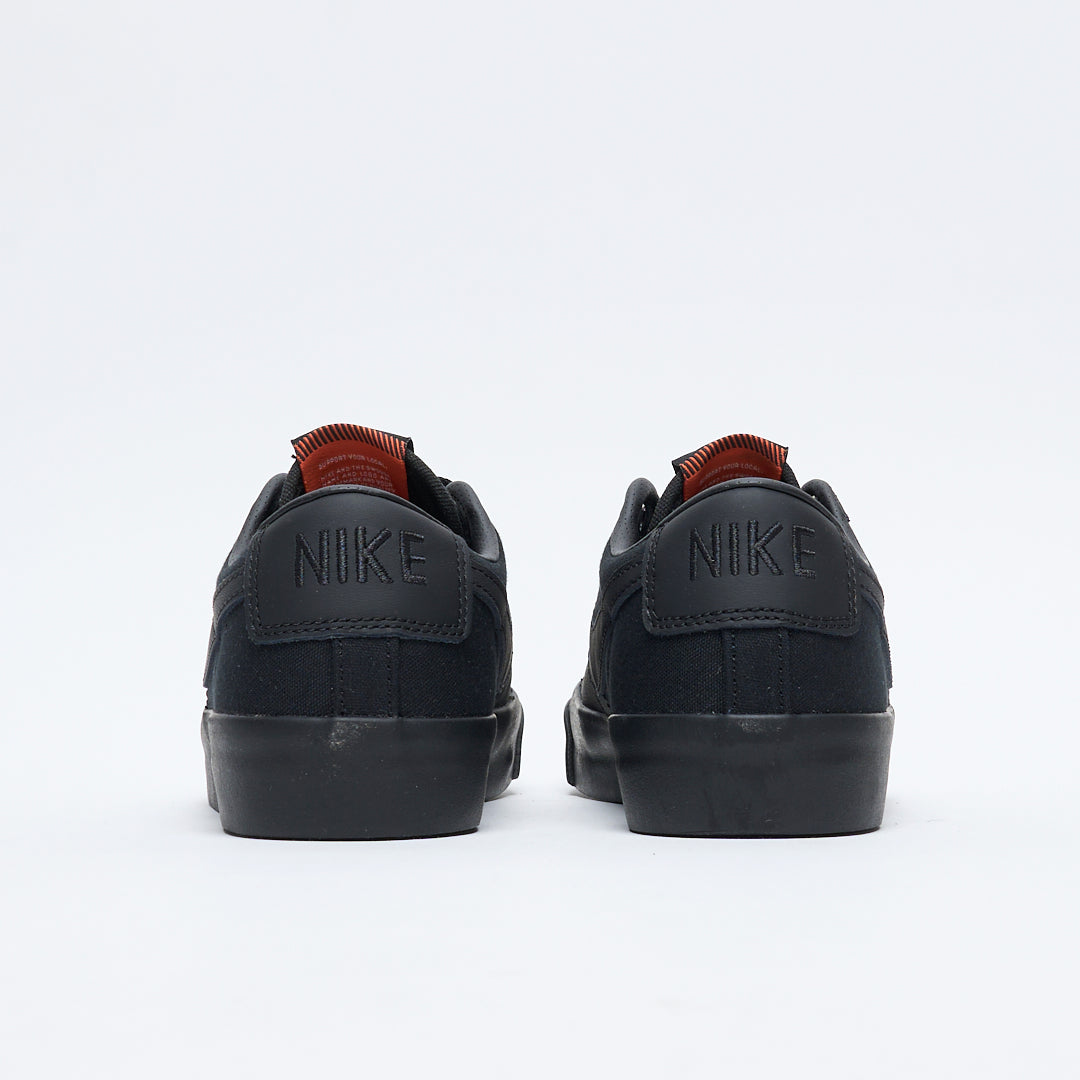 Nike SB - Zoom Blazer Low GT ISO "Orange Label" (Black/Black-Black)
