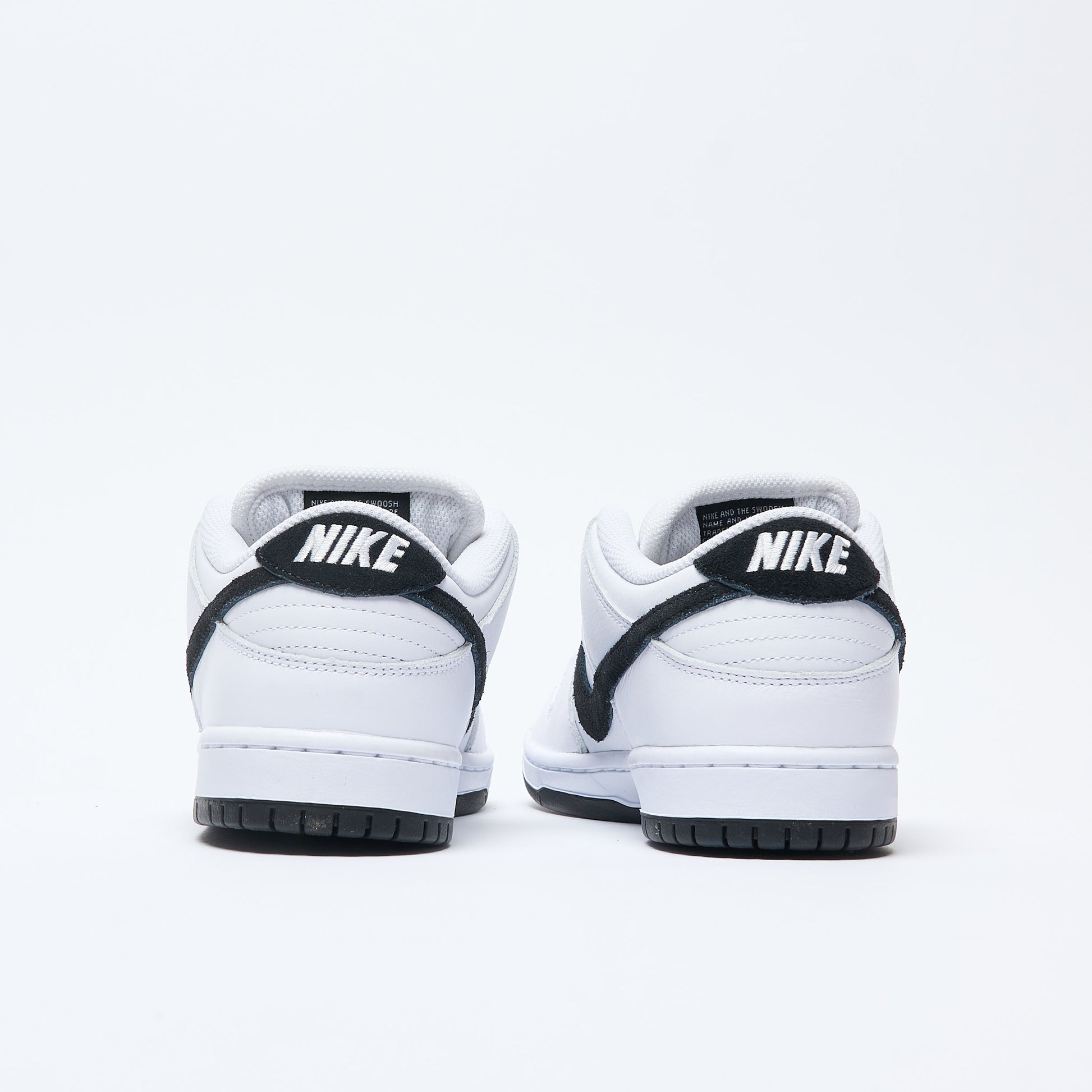 Nike SB - Zoom Dunk Low Pro (White/Black)