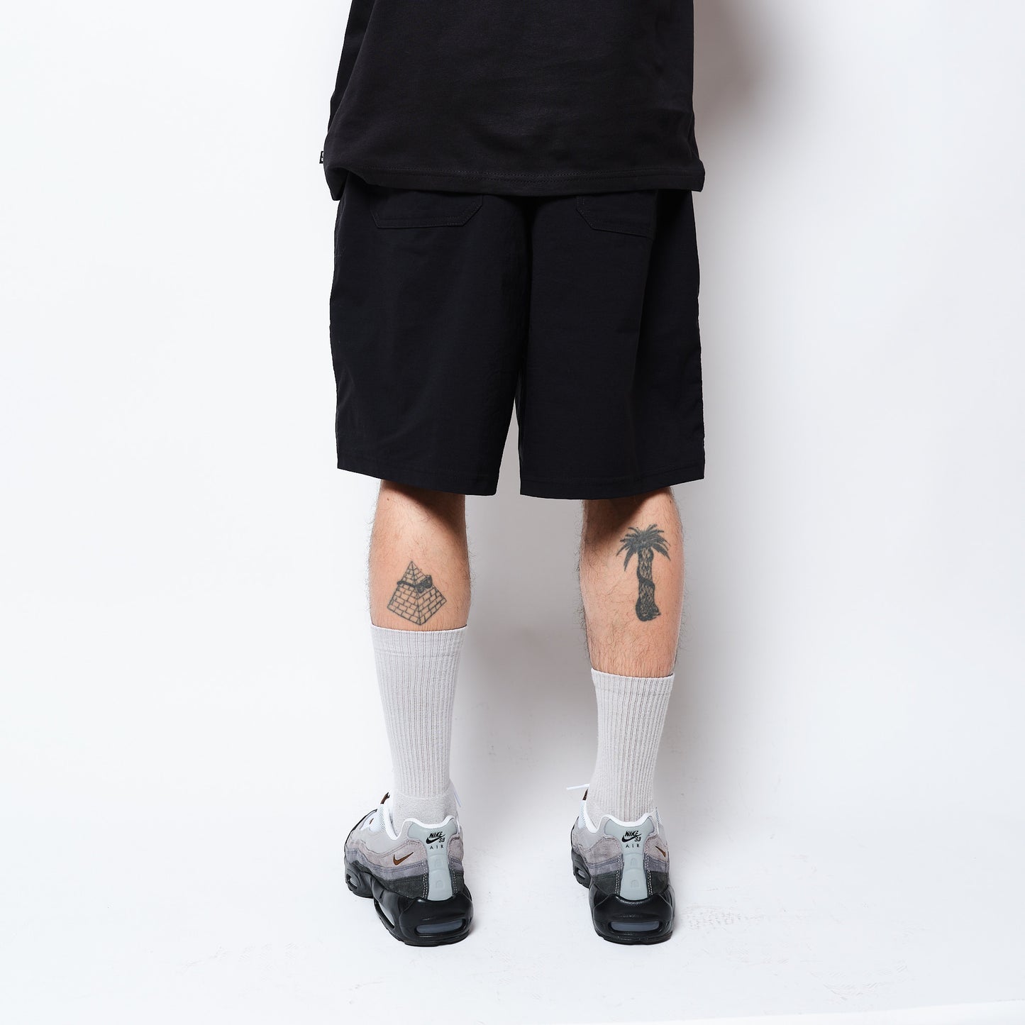 Nike SB - 9'ER Skate Shorts (Black)