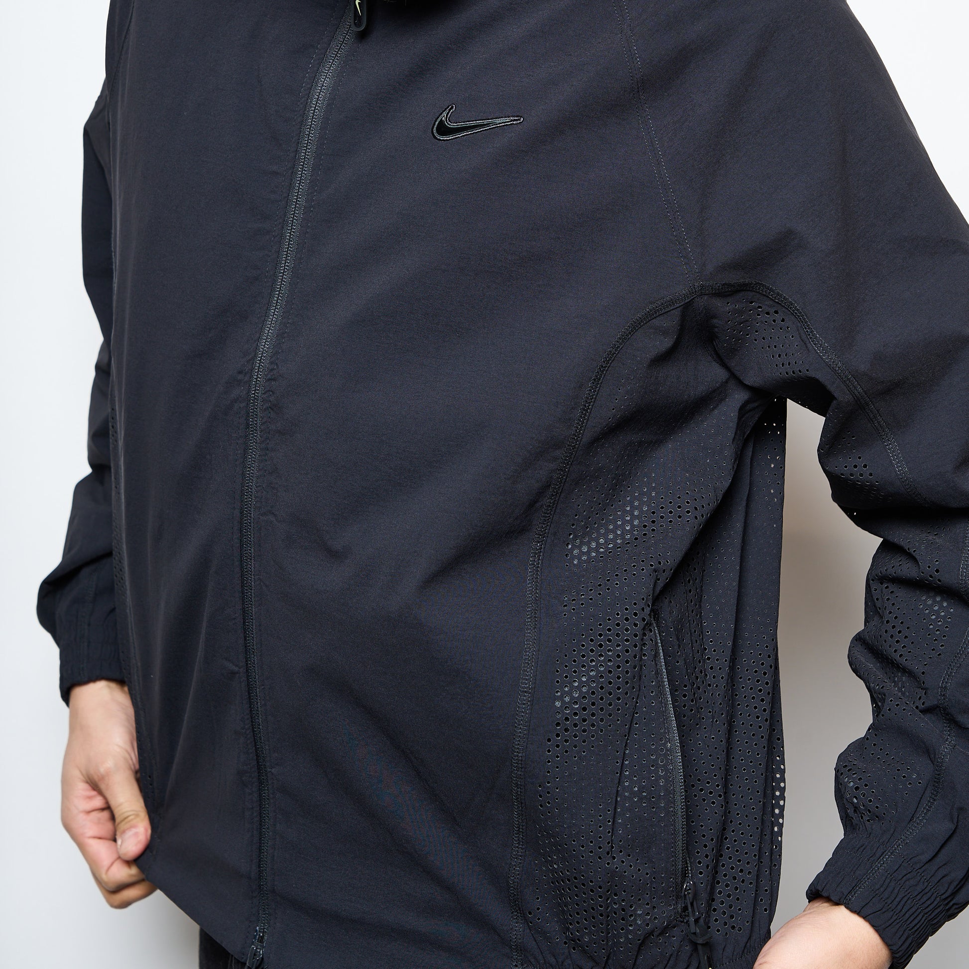 Nike SB - Ishod Trak Jacket (Black) IF0438-010