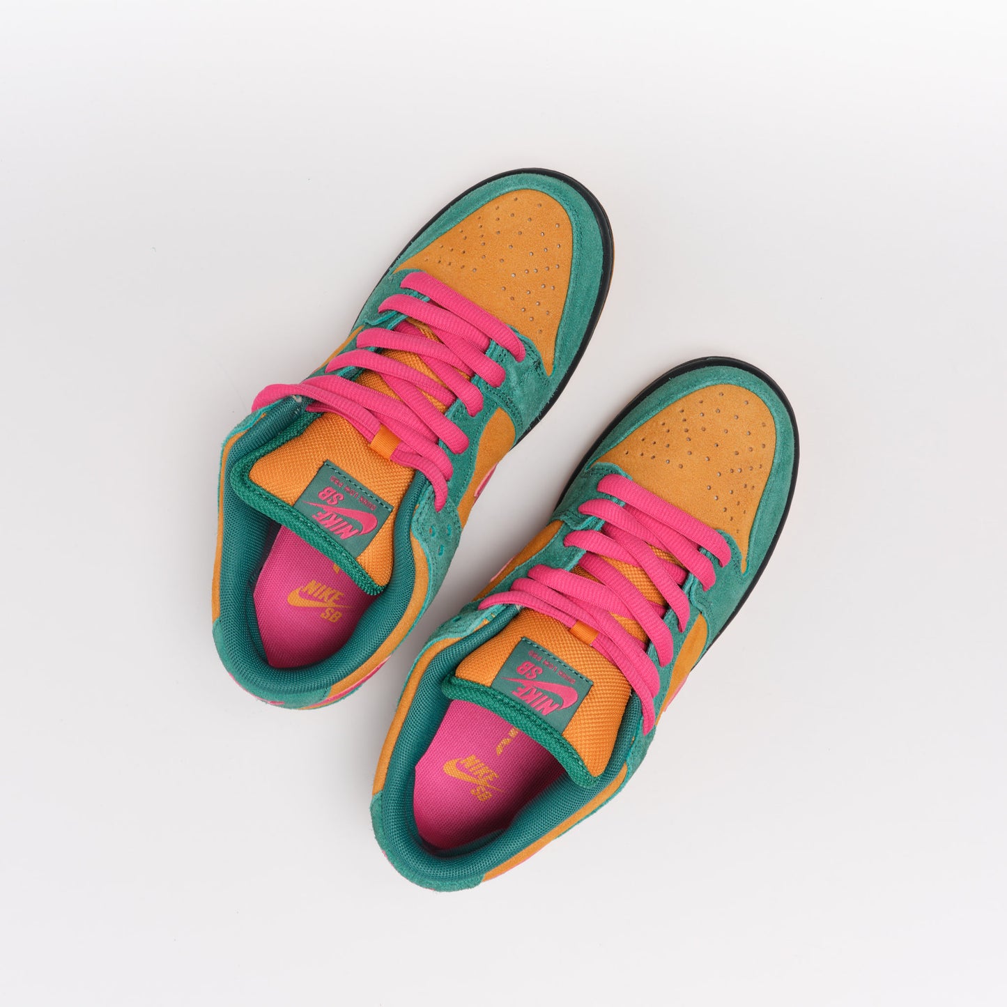 Nike SB - Zoom Dunk Low Green Noise/Watermelon-Light Curry