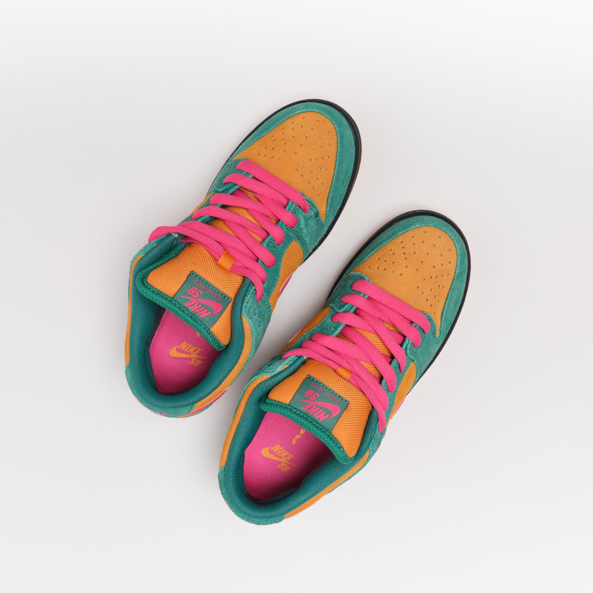 Nike SB - Zoom Dunk Low Green Noise/Watermelon-Light Curry