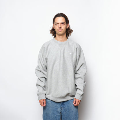Nike Solo Swoosh Men's Fleece Crew (Dark Grey Heather/White)