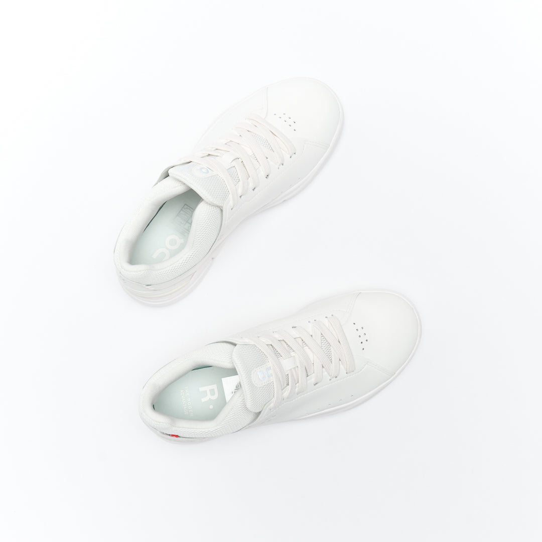 On - The Roger Advantage Men (All White)