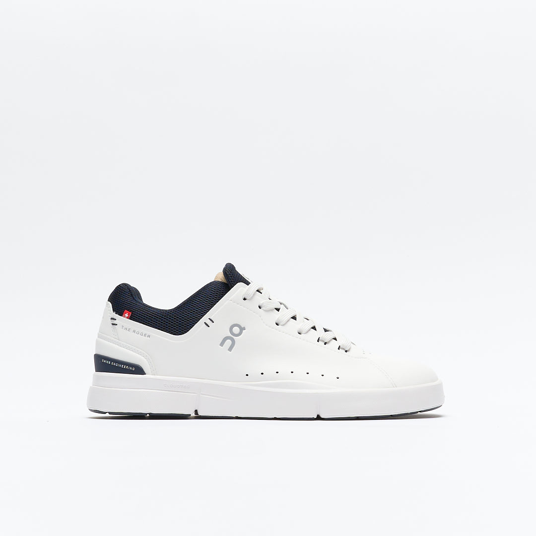 On - The Roger Advantage Men (White/Midnight navy)