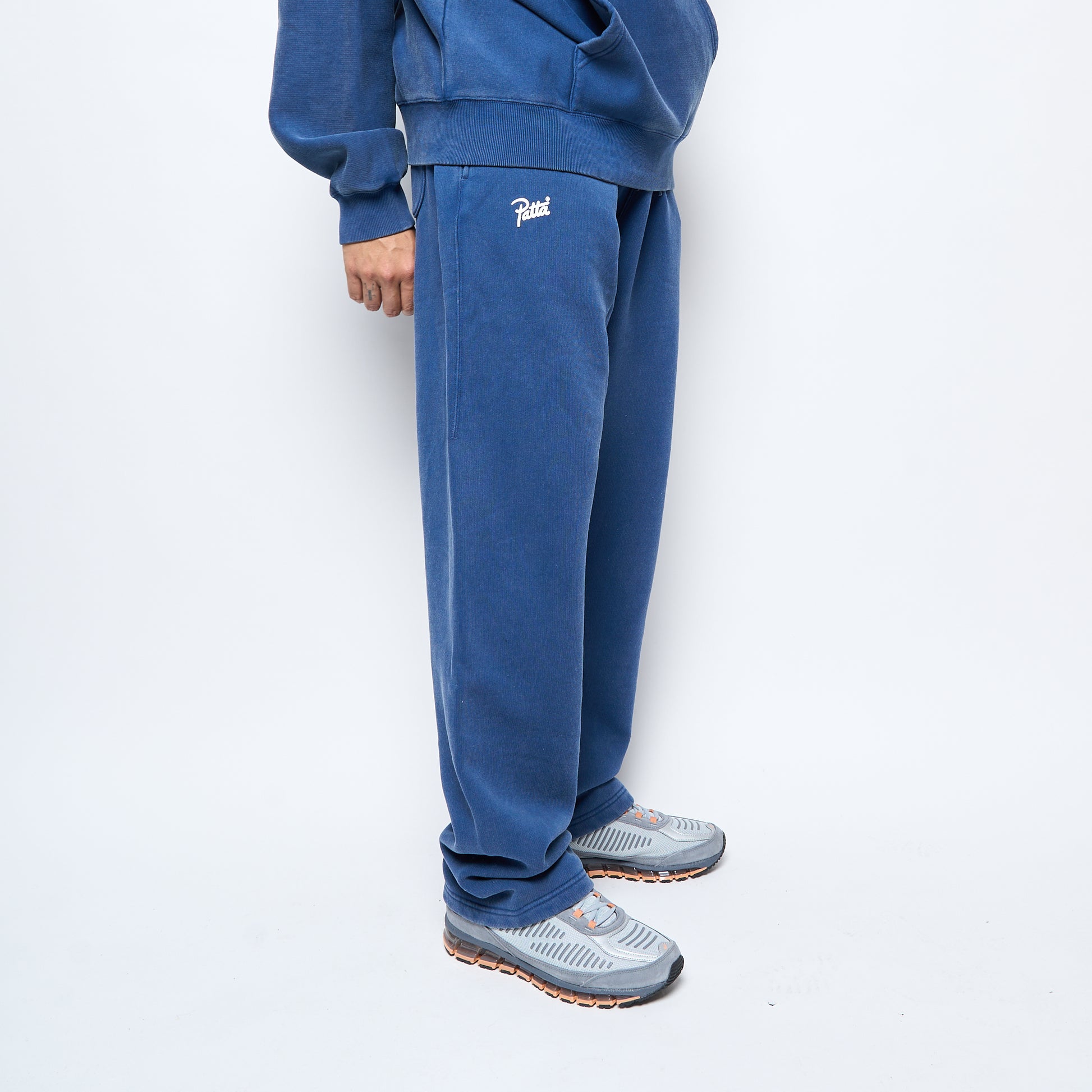 Patta Classic Acid Washed Straight Leg Jogging Pants (Estate Blue)