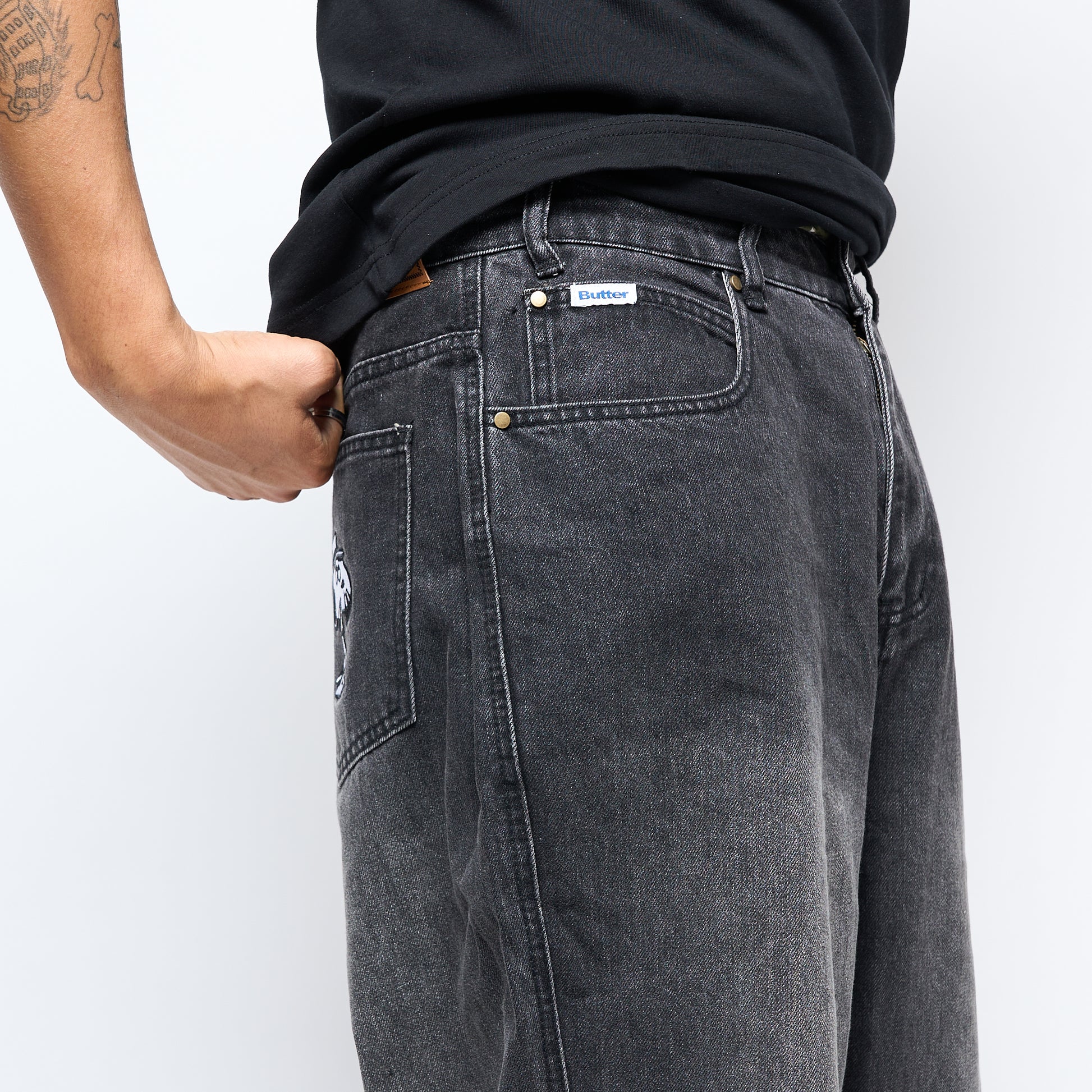 Peanuts x Butter Goods - Spike Denim Jeans (Faded Black)