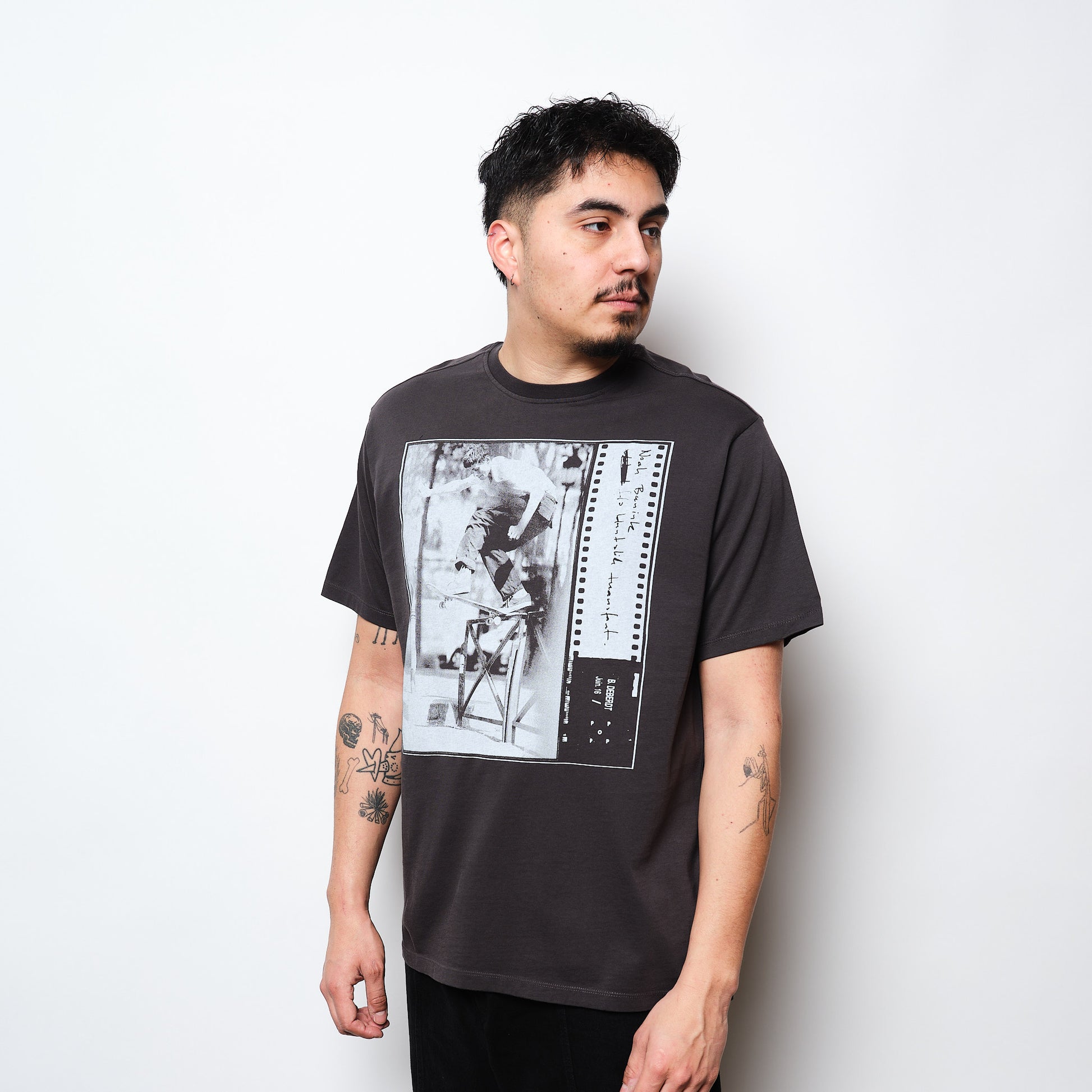 Pop Trading Co - Deberdt t-shirt (Charcoal)