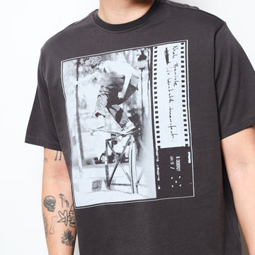 Pop Trading Co - Deberdt t-shirt (Charcoal)